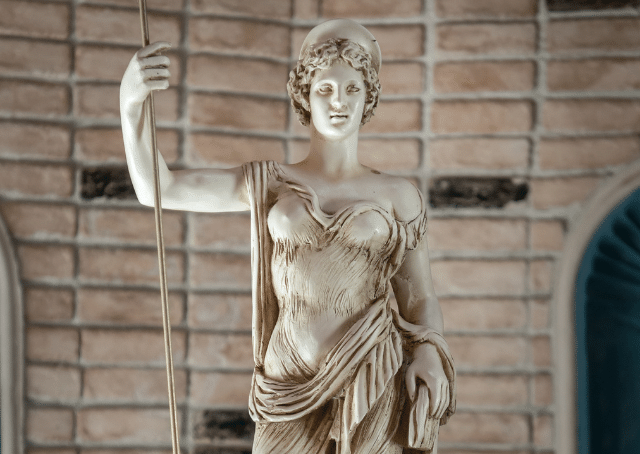 عبور جونو از نشان کپریکورن در آسترولوژی و تأثیر آن در دوازده خانه تولد